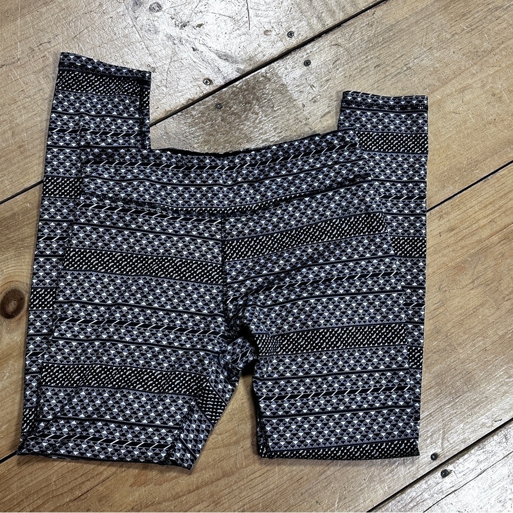 RBX Women’s Leggings - Black & White Geometric Pattern, Stretchy L. EUC! - Picture 2 of 7